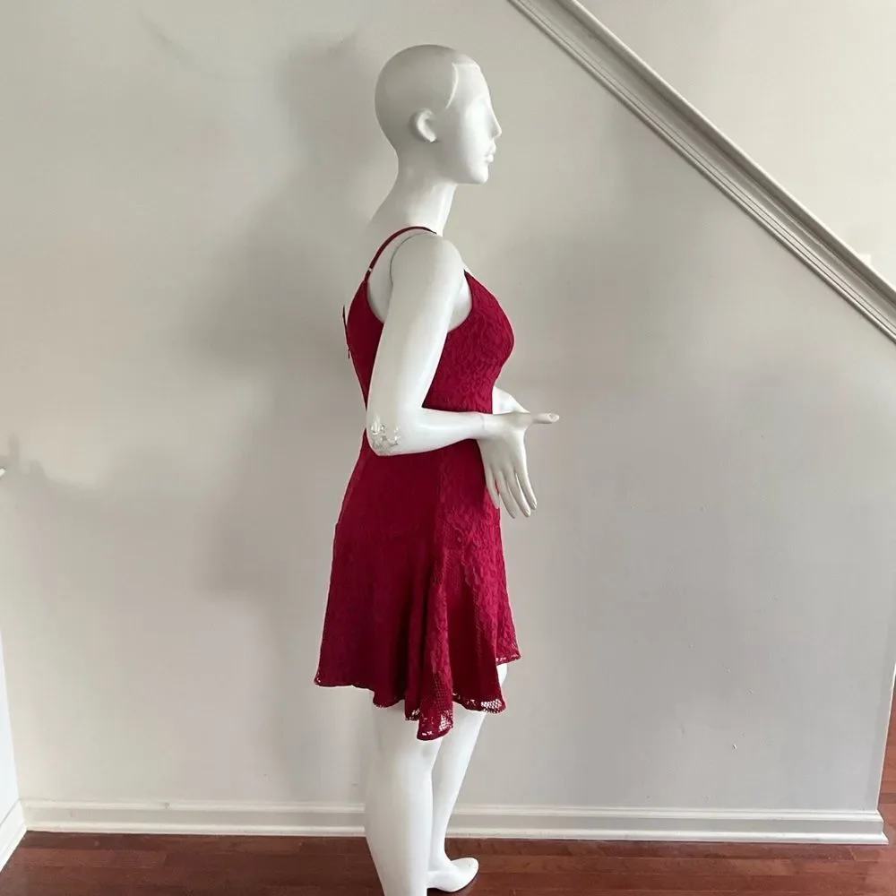Adelyn Rae Lace Mini Dress Burgundy L